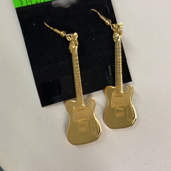 Guitar Shaped Earrings like a Telecaster - Picture 3 of 7